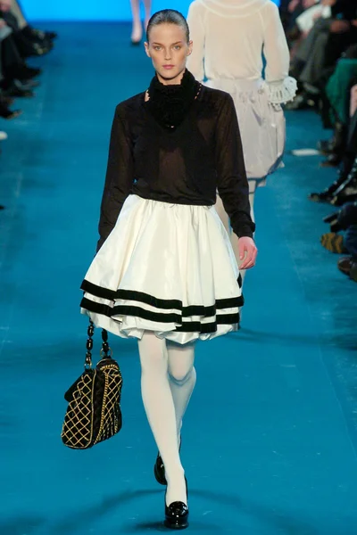 Look 44